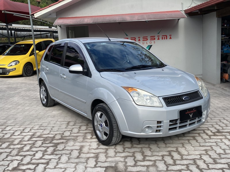 FIESTA 1.0 ROCAM HATCH 8V FLEX 4P MANUAL - 2008 - CARLOS BARBOSA