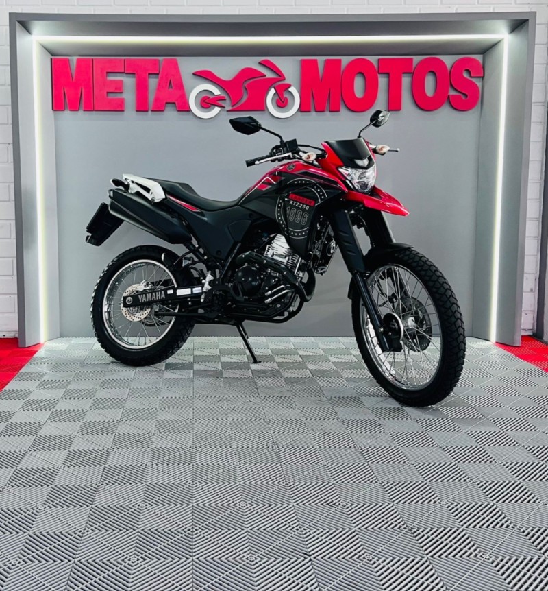 XTZ 250 LANDER - 2023 - CAMPO BOM