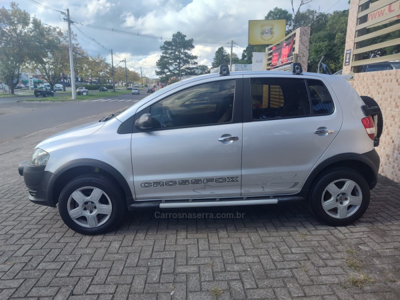 CROSSFOX 1.6 MI FLEX 8V 4P MANUAL - 2010 - CANELA