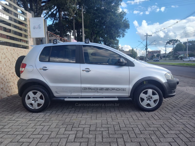 CROSSFOX 1.6 MI FLEX 8V 4P MANUAL - 2010 - CANELA