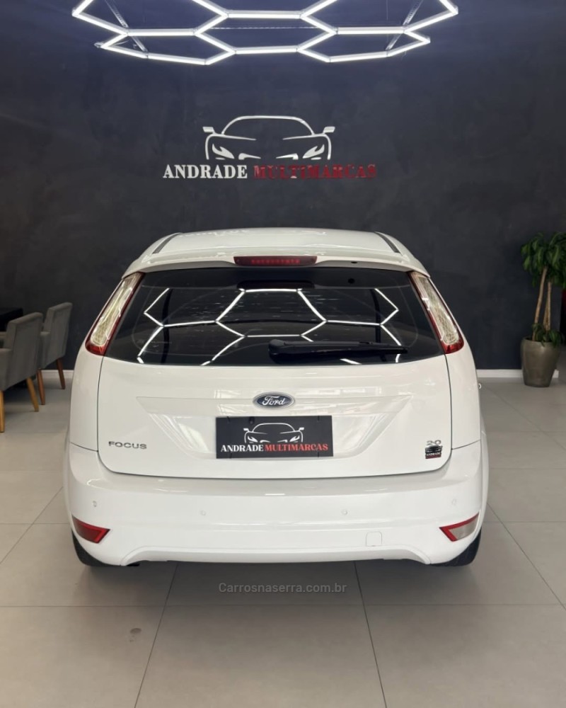 FOCUS 2.0 GLX 16V FLEX 4P MANUAL - 2009 - CAXIAS DO SUL