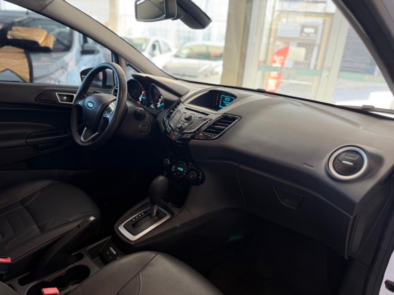 FIESTA 1.6 TITANIUM HATCH 16V FLEX 4P AUTOMÁTICO - 2015 - CAXIAS DO SUL
