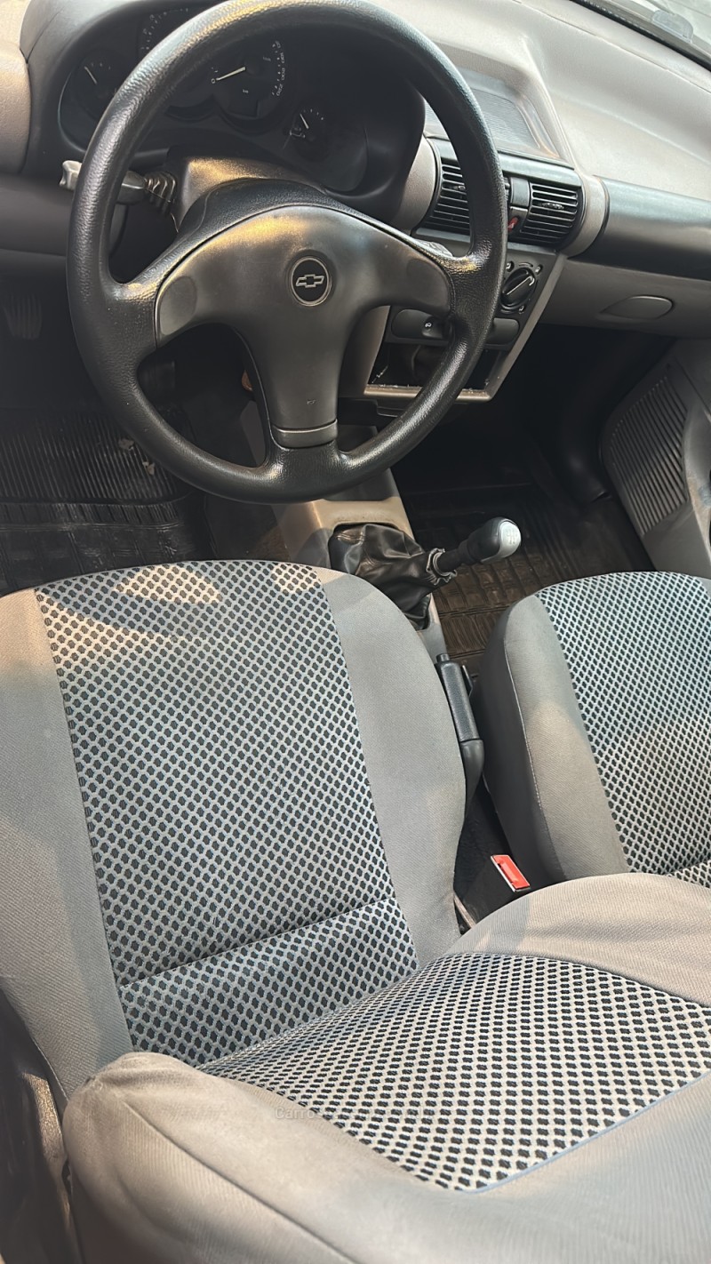 CLASSIC 1.0 MPFI LS 8V FLEX 4P MANUAL - 2011 - CAXIAS DO SUL