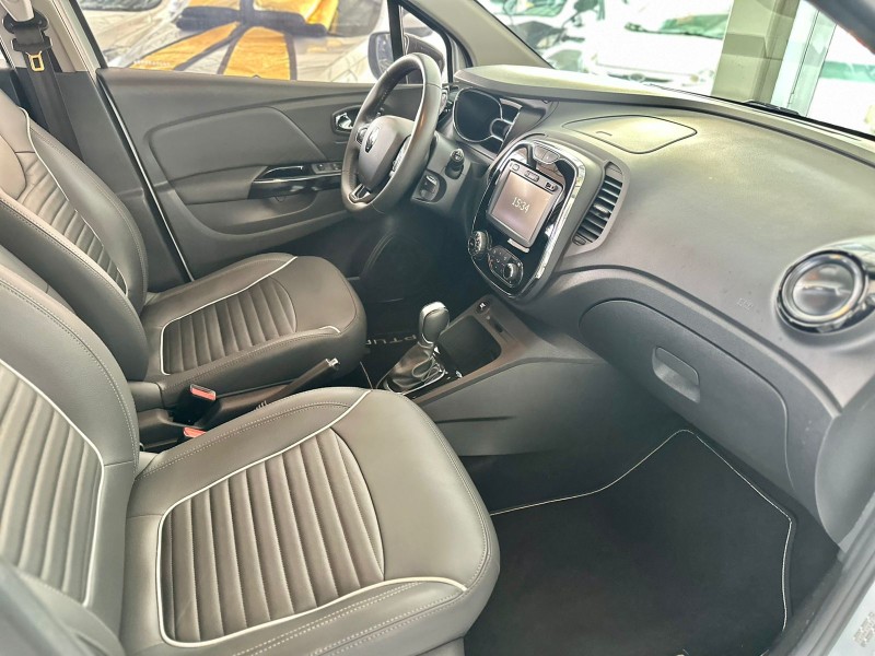 CAPTUR 1.6 16V FLEX INTENSE AUTOMÁTICO - 2018 - CAXIAS DO SUL