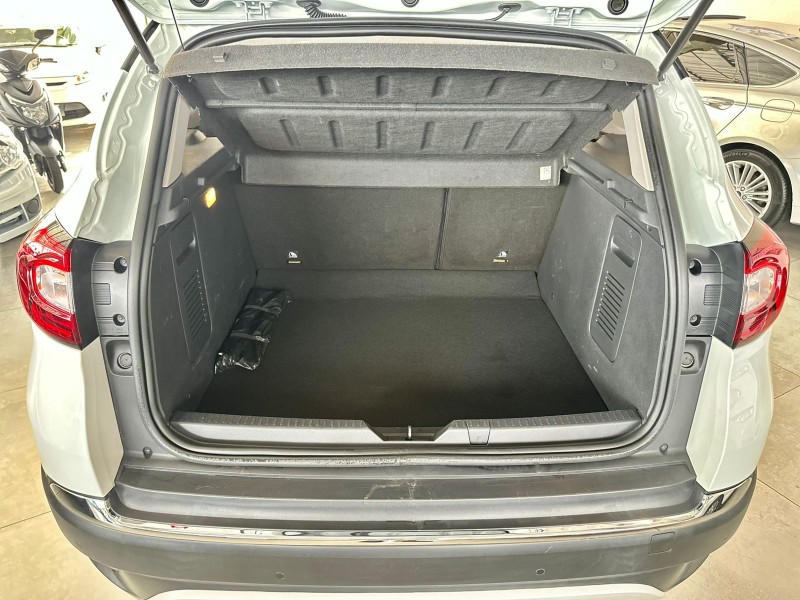 CAPTUR 1.6 16V FLEX INTENSE AUTOMÁTICO - 2018 - CAXIAS DO SUL