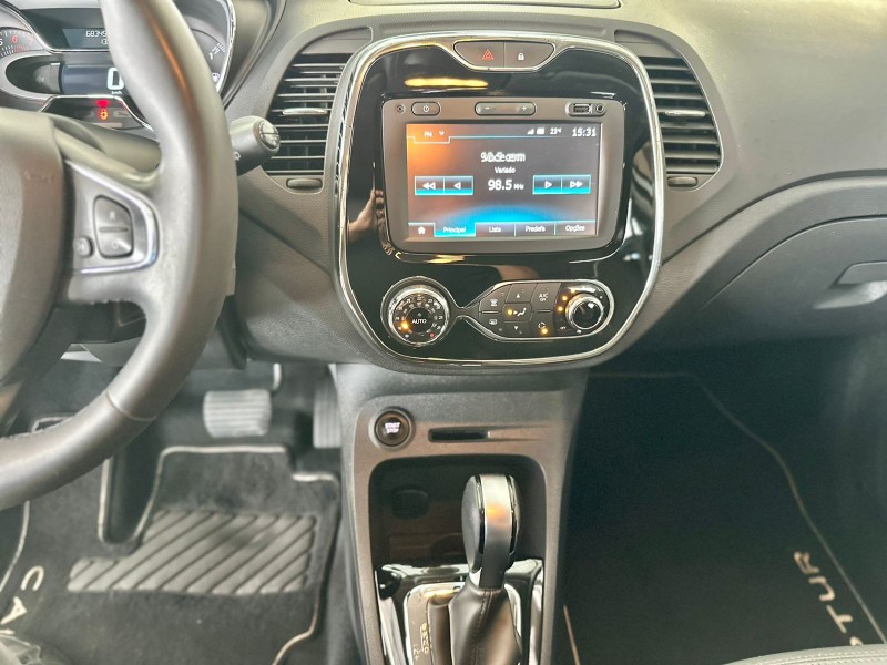 CAPTUR 1.6 16V FLEX INTENSE AUTOMÁTICO - 2018 - CAXIAS DO SUL