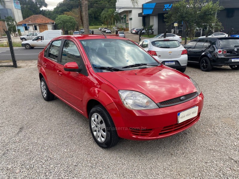 FIESTA 1.6 ROCAM SEDAN 8V FLEX 4P MANUAL - 2005 - FARROUPILHA