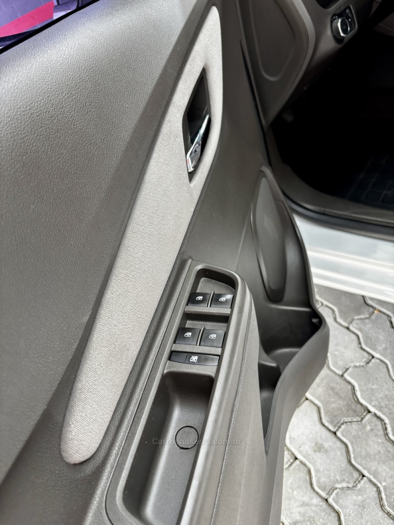 COBALT 1.4 MPFI LTZ 8V FLEX 4P MANUAL - 2014 - HARMONIA