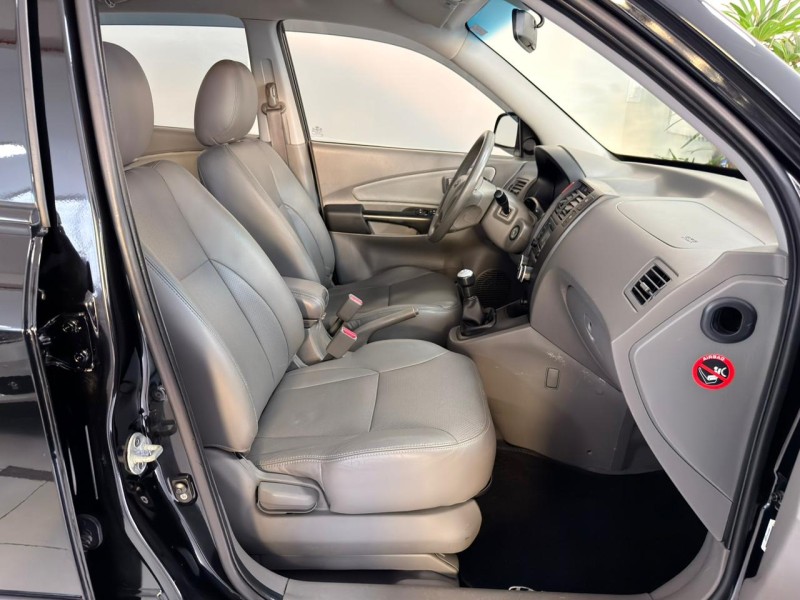 TUCSON 2.0 MPFI GL 16V 142CV 2WD GASOLINA 4P MANUAL - 2010 - CAXIAS DO SUL