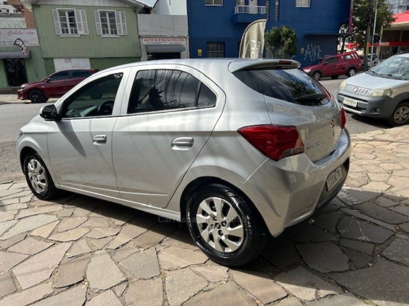 ONIX 1.0 LT PLUS 8V FLEX 4P MANUAL - 2018 - CAXIAS DO SUL