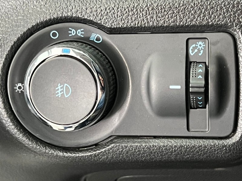 COBALT 1.8 MPFI LTZ 8V FLEX 4P MANUAL - 2016 - FARROUPILHA