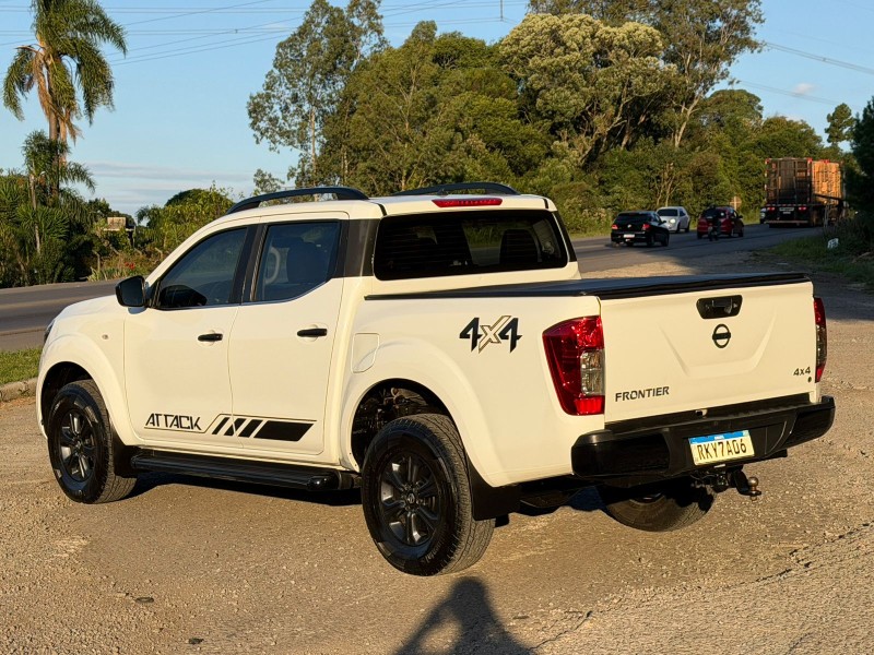 FRONTIER 2.3 LE ATTACK 4X4 CD TURBO ELETRONIC DIESEL 4P AUTOMÁTICO - 2021 - CAXIAS DO SUL