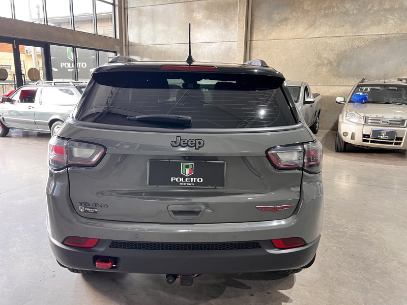 COMPASS 2.0 16V DIESEL TRAILHAWK 4X4 AUTOMÁTICO - 2023 - CAXIAS DO SUL