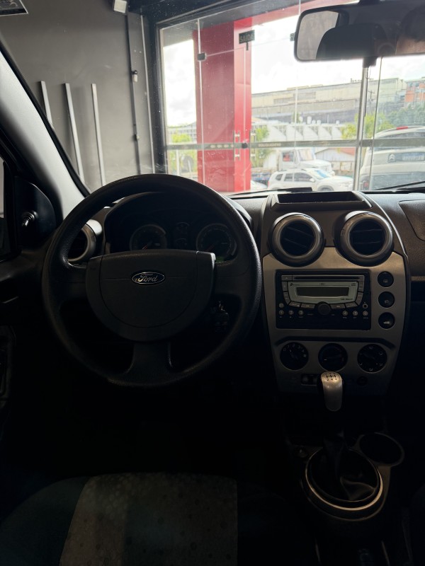 FIESTA 1.6 MPI CLASS HATCH 8V FLEX 4P MANUAL - 2012 - CAXIAS DO SUL