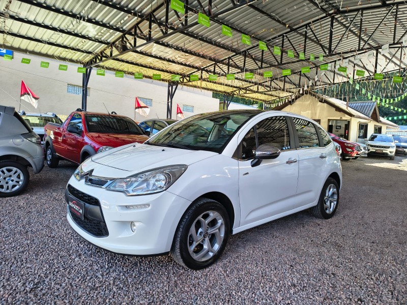 c3 1.6 live pack 16v flex 4p automatico 2015 canela