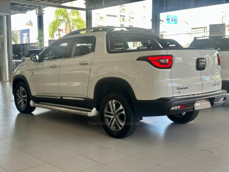 TORO 2.0 16V TURBO DIESEL VOLCANO 4WD AUTOMÁTICO - 2018 - NOVO HAMBURGO