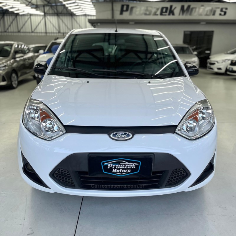 FIESTA 1.6 ROCAM SE 8V FLEX 4P MANUAL - 2013 - CANOAS