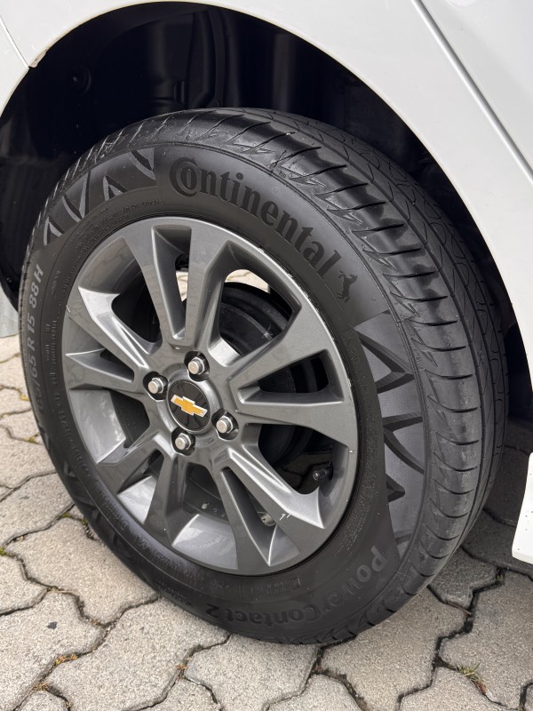 ONIX 1.4 MPFI EFFECT 8V FLEX 4P MANUAL - 2016 - CAXIAS DO SUL