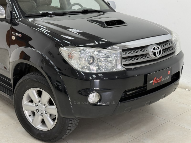 HILUX SW4 3.0 SRV 4X4 7 LUGARES 16V TURBO INTERCOOLER DIESEL 4P AUTOMÁTICO - 2010 - SANTA CRUZ DO SUL