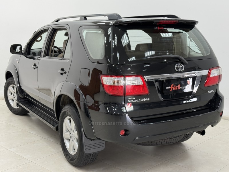 HILUX SW4 3.0 SRV 4X4 7 LUGARES 16V TURBO INTERCOOLER DIESEL 4P AUTOMÁTICO - 2010 - SANTA CRUZ DO SUL