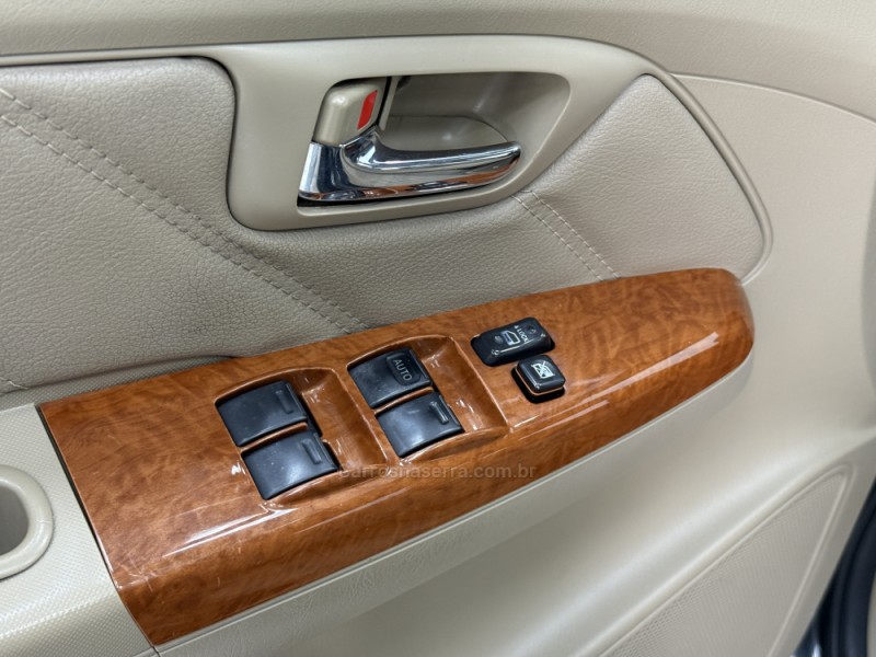 HILUX SW4 3.0 SRV 4X4 7 LUGARES 16V TURBO INTERCOOLER DIESEL 4P AUTOMÁTICO - 2010 - SANTA CRUZ DO SUL