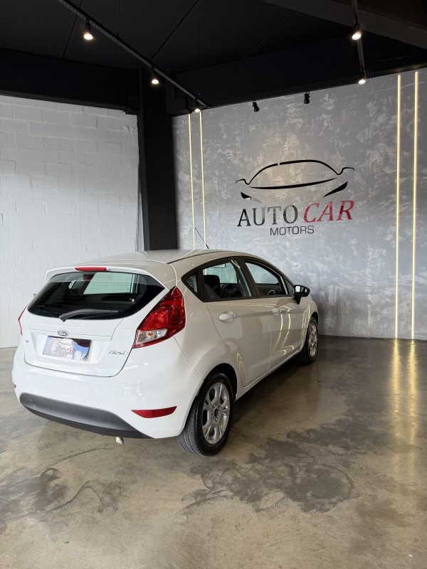 FIESTA 1.6 SE HATCH 16V FLEX 4P MANUAL - 2015 - CAXIAS DO SUL