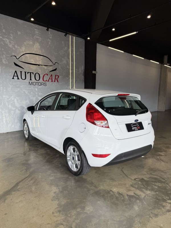 FIESTA 1.6 SE HATCH 16V FLEX 4P MANUAL - 2015 - CAXIAS DO SUL