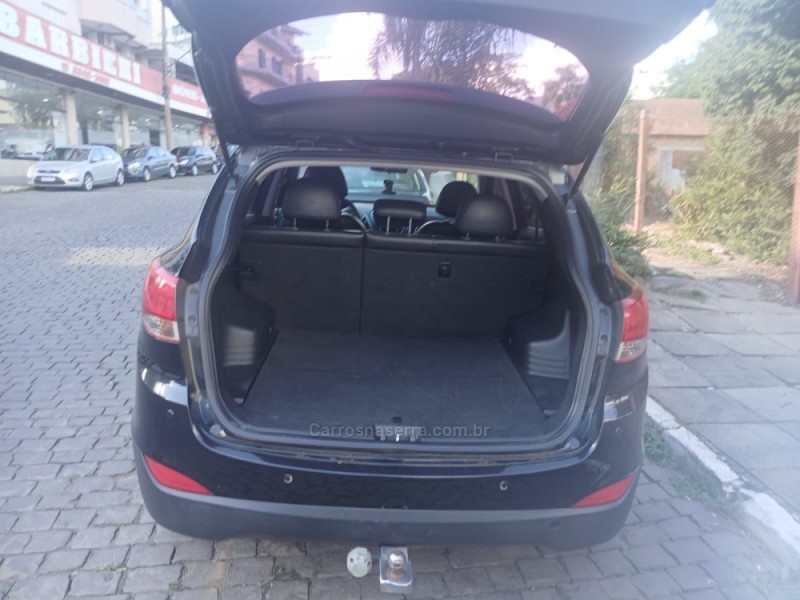 IX35 2.0 MPI 4X2 16V GASOLINA 4P MANUAL - 2011 - NOVA PRATA