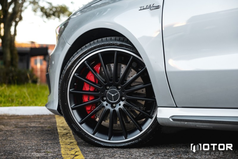 A 45 AMG 2.0 16V TURBO GASOLINA 4P AUTOMATIZADO - 2015 - PORTO ALEGRE