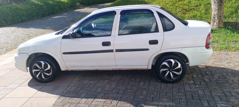 CORSA 1.0 MPFI CLASSIC SEDAN 8V GASOLINA 4P MANUAL - 2004 - FARROUPILHA