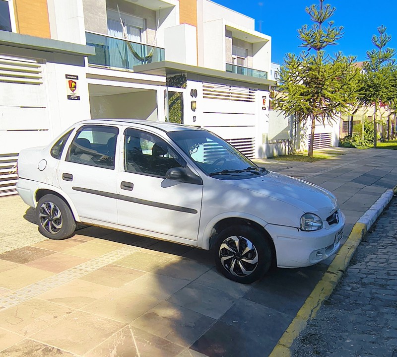 CORSA 1.0 MPFI CLASSIC SEDAN 8V GASOLINA 4P MANUAL - 2004 - FARROUPILHA