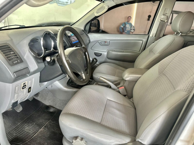 HILUX 2.5 STD 4X4 CD 16V TURBO DIESEL 4P MANUAL - 2010 - CAXIAS DO SUL