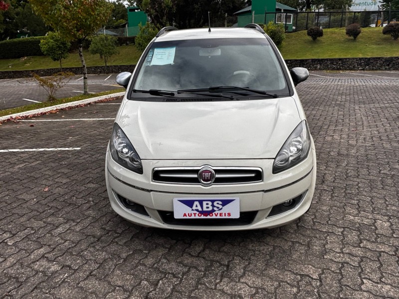 IDEA 1.6 MPI ESSENCE SUBLIME 16V FLEX 4P MANUAL