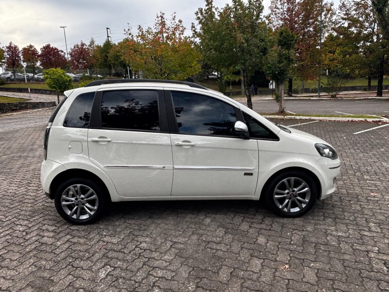 IDEA 1.6 MPI ESSENCE SUBLIME 16V FLEX 4P MANUAL - 2015 - CAXIAS DO SUL
