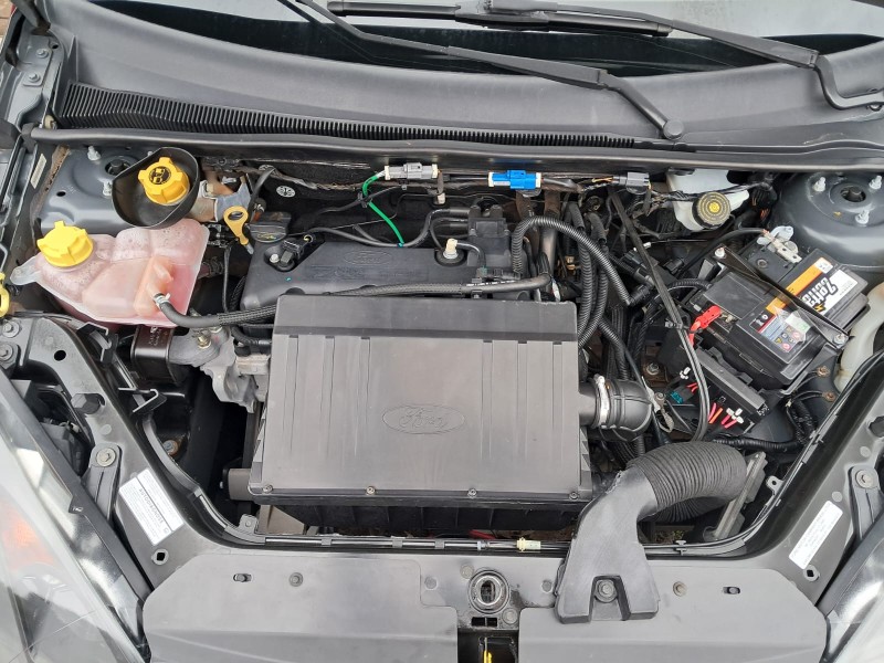 FIESTA 1.0 ROCAM HATCH 8V FLEX 4P MANUAL - 2014 - CAXIAS DO SUL