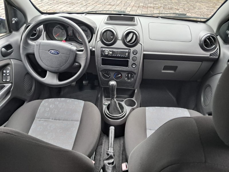 FIESTA 1.0 ROCAM HATCH 8V FLEX 4P MANUAL - 2014 - CAXIAS DO SUL