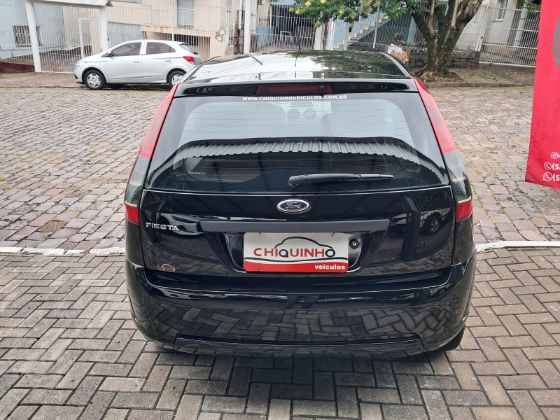 FIESTA 1.0 ROCAM HATCH 8V FLEX 4P MANUAL - 2014 - CAXIAS DO SUL