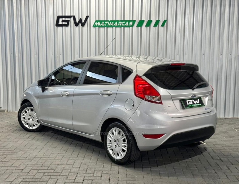 FIESTA 1.6 SE HATCH 16V FLEX 4P MANUAL - 2017 - CAXIAS DO SUL