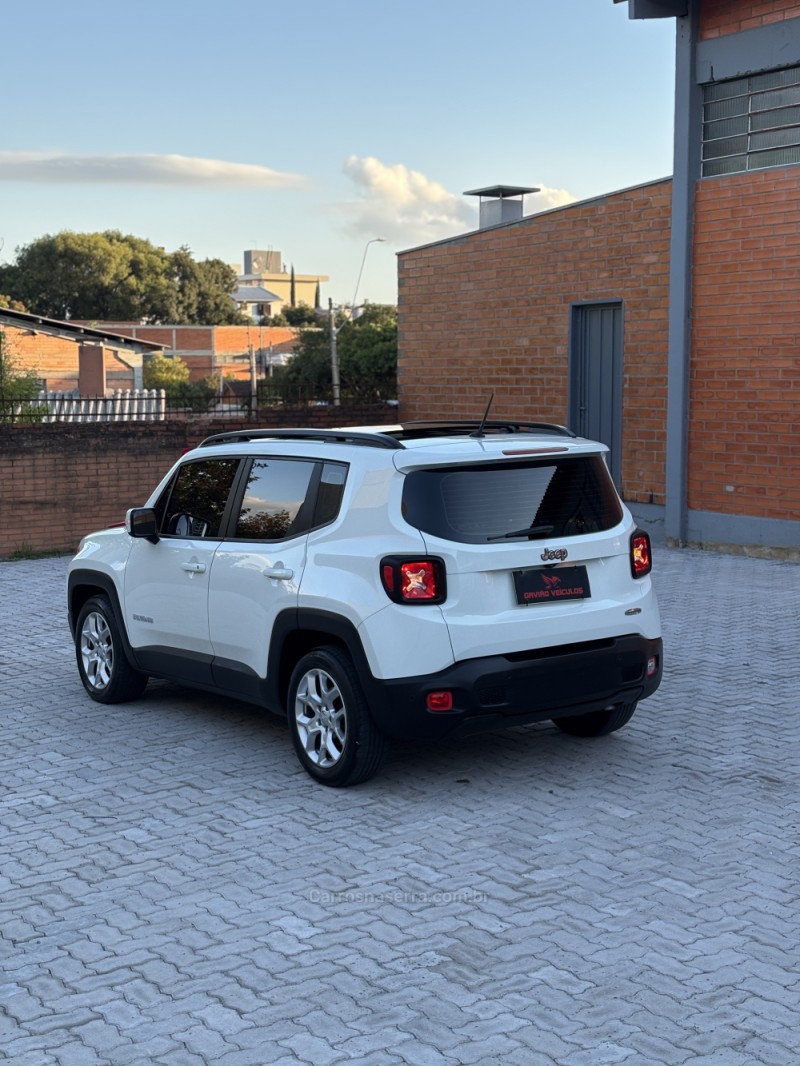 RENEGADE 1.8 16V FLEX LONGITUDE 4P AUTOMÁTICO - 2016 - CAXIAS DO SUL