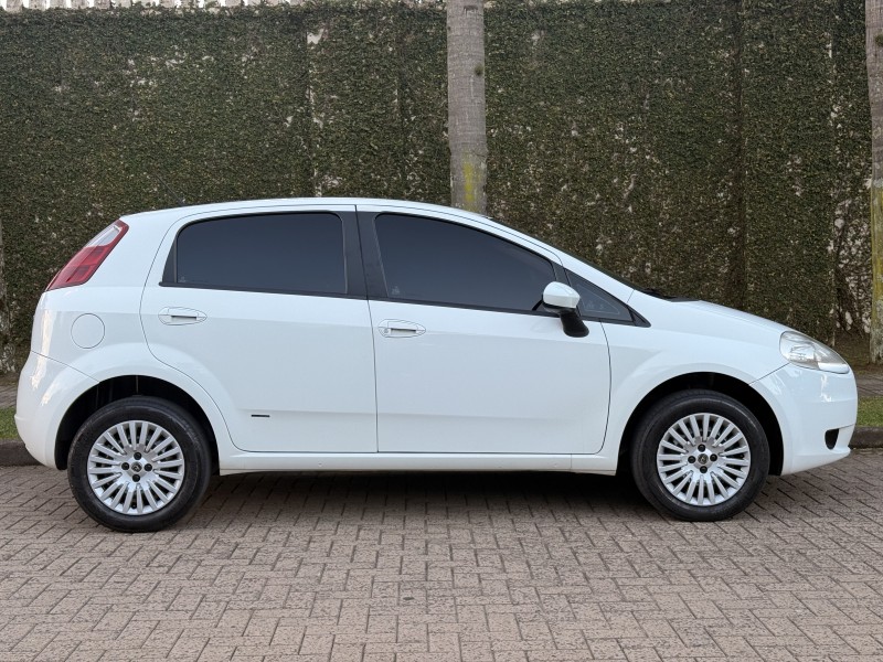 PUNTO 1.4 8V FLEX 4P MANUAL - 2011 - CAXIAS DO SUL