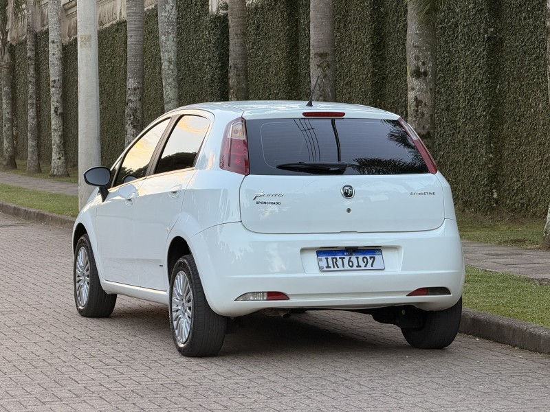 PUNTO 1.4 8V FLEX 4P MANUAL - 2011 - CAXIAS DO SUL