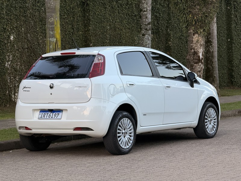 PUNTO 1.4 8V FLEX 4P MANUAL - 2011 - CAXIAS DO SUL