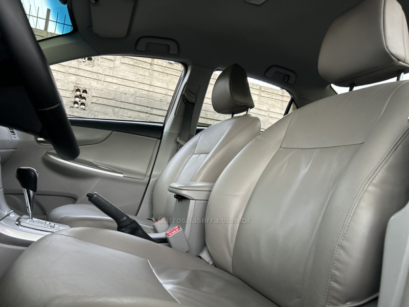 COROLLA 2.0 XEI 16V FLEX 4P AUTOMÁTICO - 2013 - CAXIAS DO SUL
