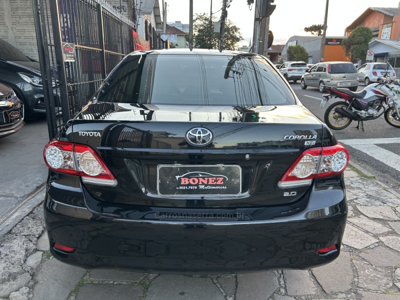 COROLLA 2.0 XEI 16V FLEX 4P AUTOMÁTICO - 2013 - CAXIAS DO SUL