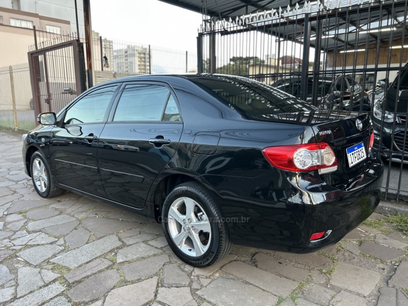 COROLLA 2.0 XEI 16V FLEX 4P AUTOMÁTICO - 2013 - CAXIAS DO SUL
