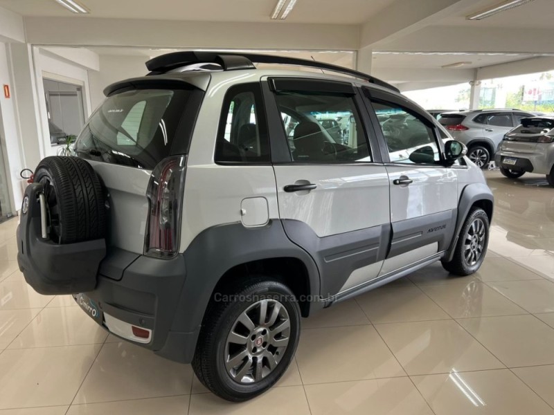 IDEA 1.8 MPI ADVENTURE 8V FLEX 4P MANUAL - 2016 - TAQUARA