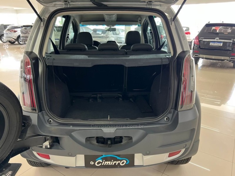 IDEA 1.8 MPI ADVENTURE 8V FLEX 4P MANUAL - 2016 - TAQUARA