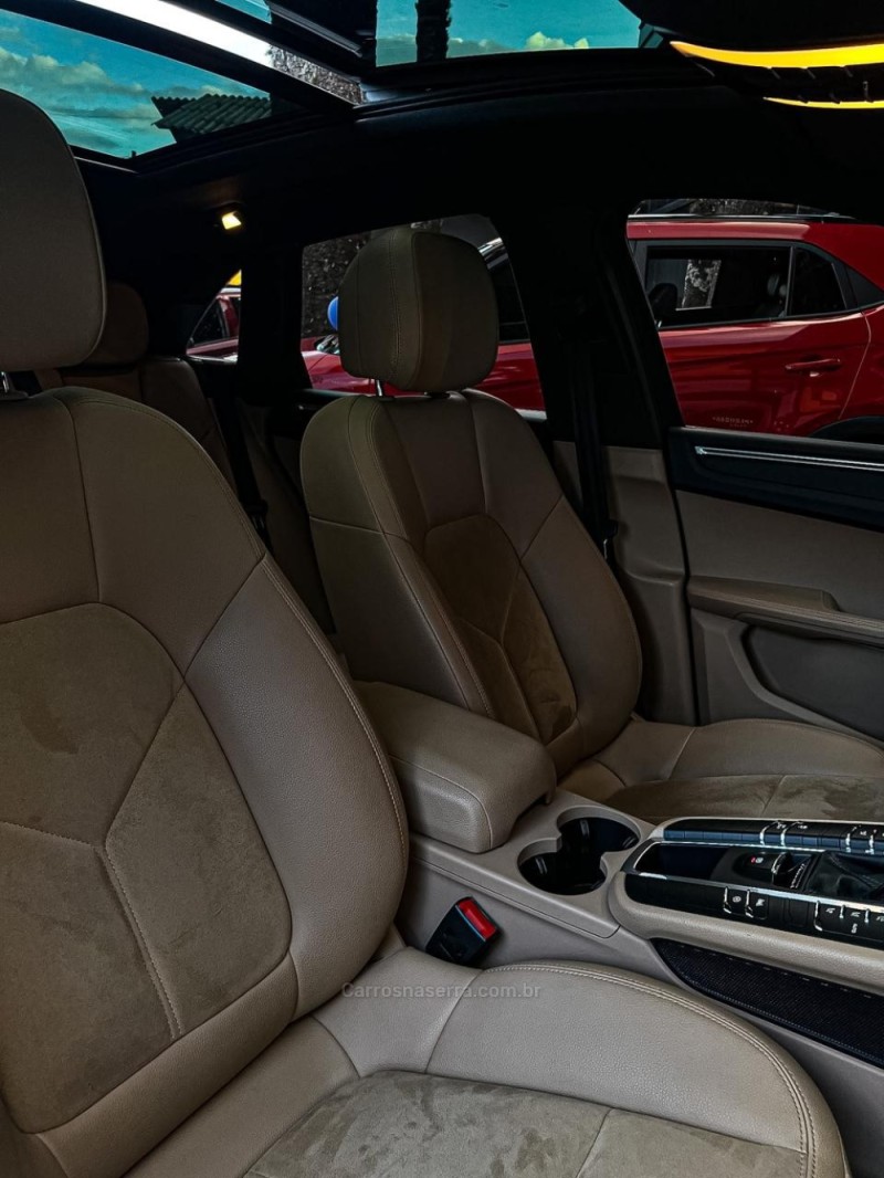 MACAN 2.0 16V GASOLINA 4P AUTOMÁTICO - 2021 - CANELA