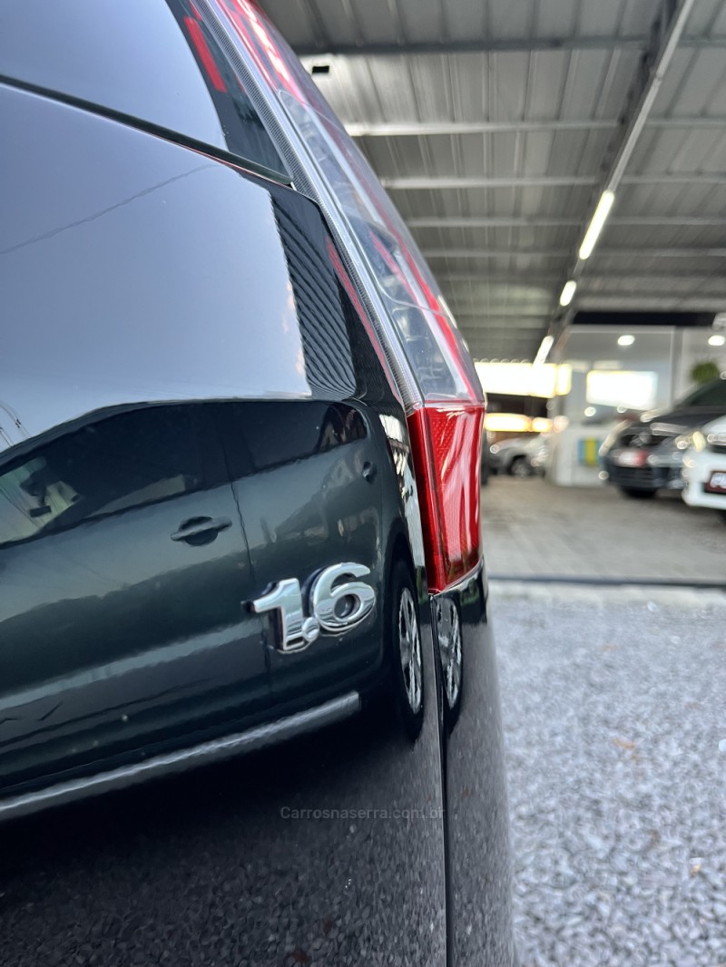 FIESTA 1.6 MPI CLASS HATCH 8V FLEX 4P MANUAL - 2010 - CAXIAS DO SUL