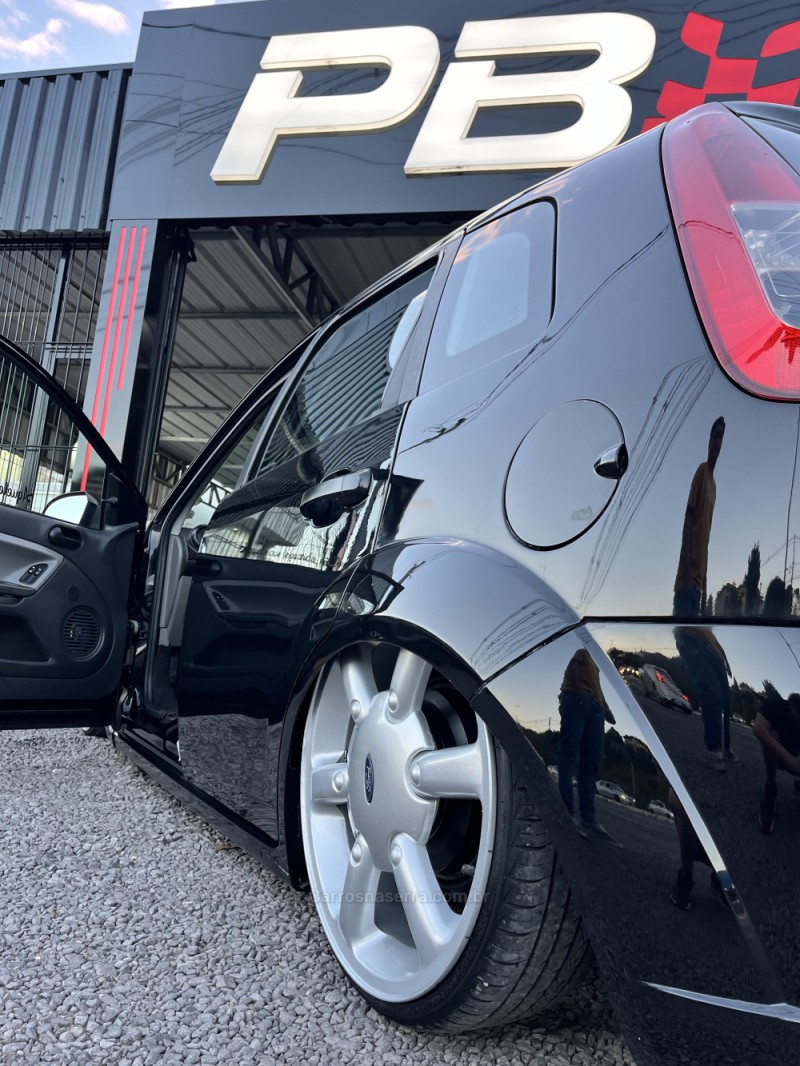 FIESTA 1.6 MPI CLASS HATCH 8V FLEX 4P MANUAL - 2010 - CAXIAS DO SUL